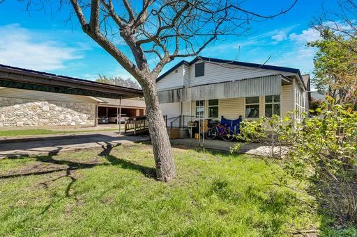 $2,750 | 5206 Grover Avenue, Austin, TX 78756