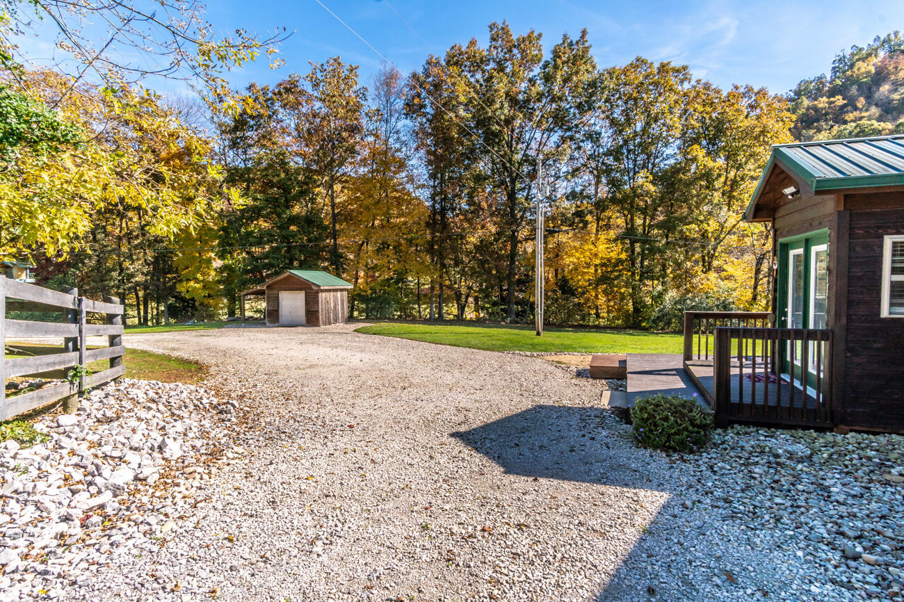 2286 Hammonds Fork Road Mount Vernon, KY 40456 - Photo 30 of 41 109