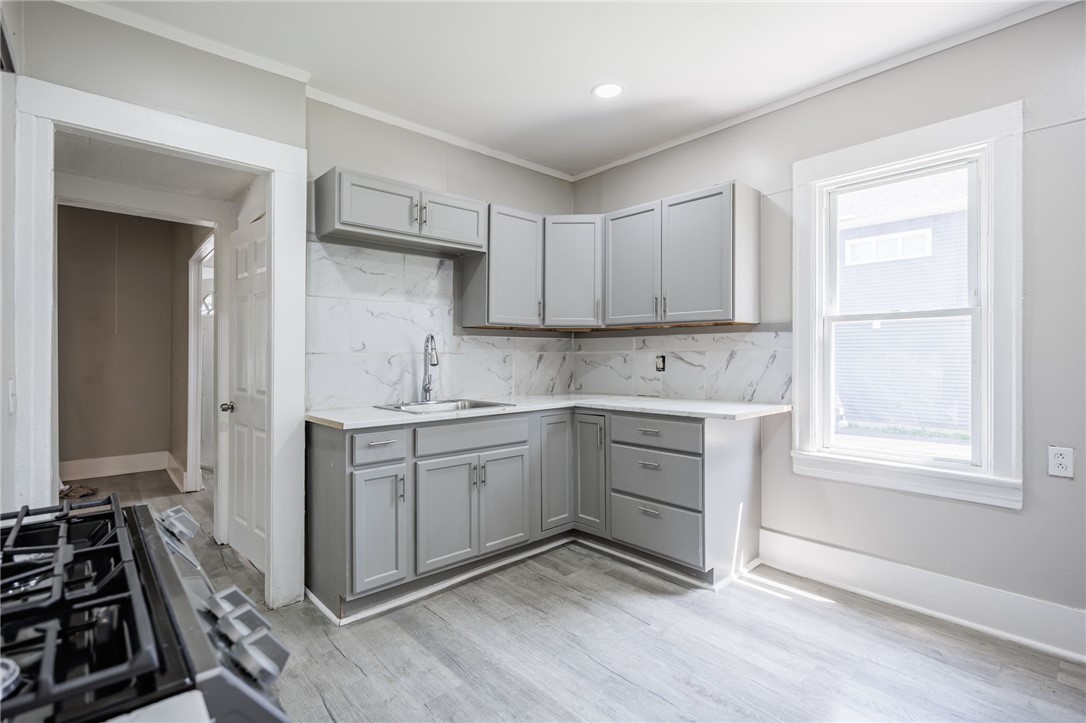 219 Dr Samuel McCree Way Rochester, NY 14611 - Photo 6 of 25