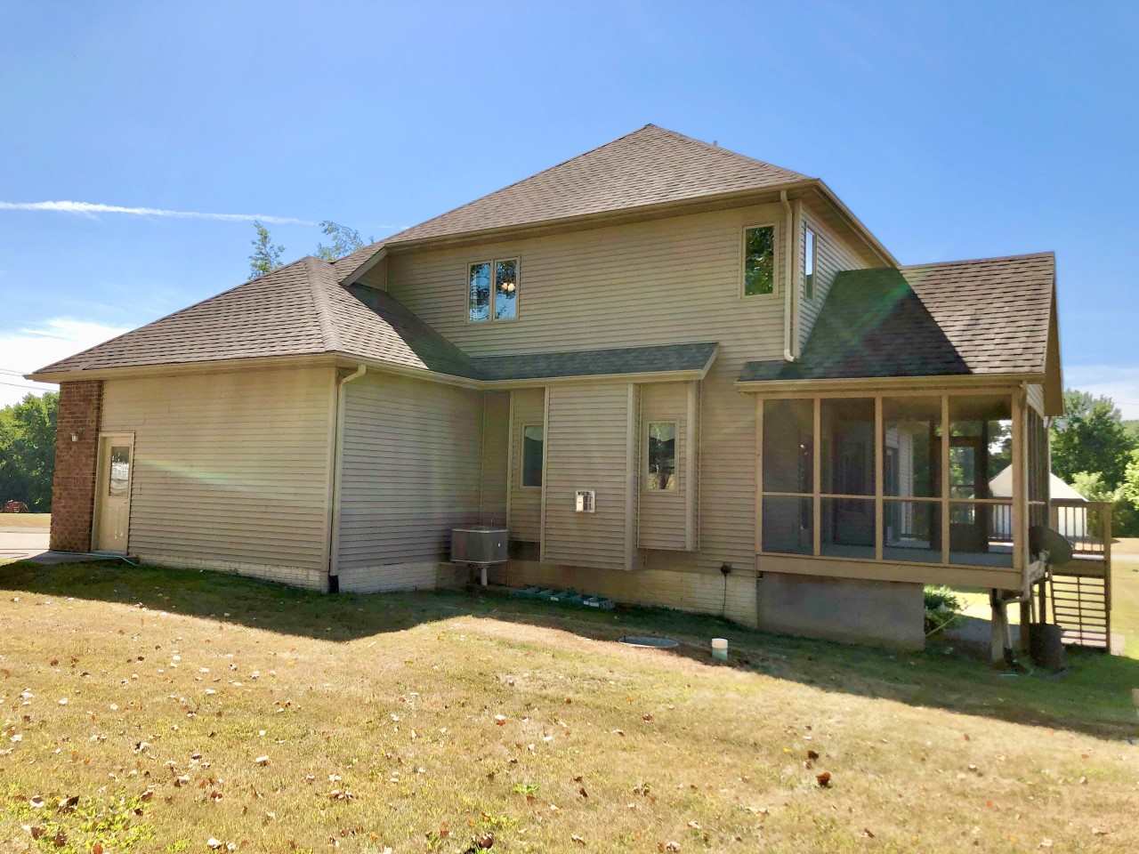 3028 Timberline Drive Riverside, IA 52327 - Photo 4 of 46 Gallery Image 4