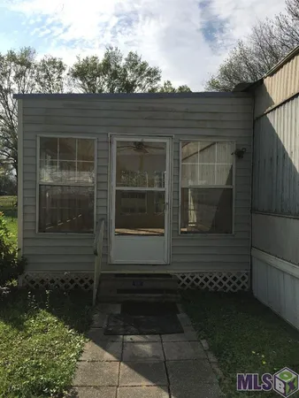 $900 | 40514 Thais Drive, Prairieville, LA 70769