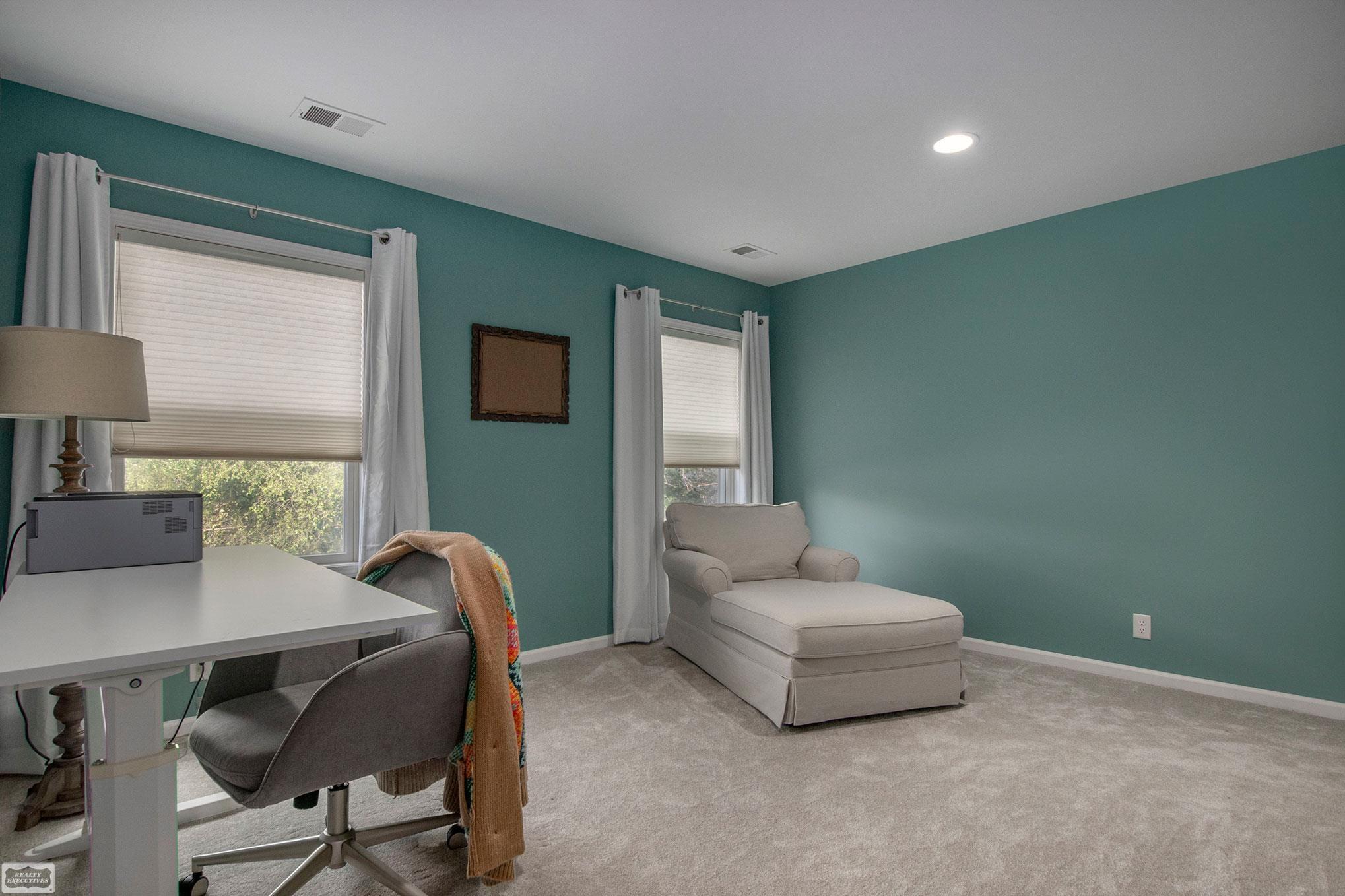 5235 Greer Road West Bloomfield, MI 48324 - Photo 21 of 40 Bedroom