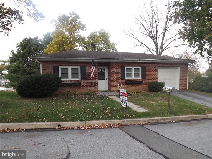 1006 Crestview Avenue Reading, PA 19607 - Photo 1 of 17 Exterior Front