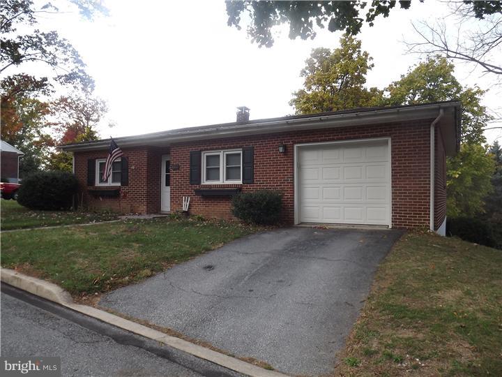 1006 Crestview Avenue Reading, PA 19607 - Photo 17 of 17 Garage