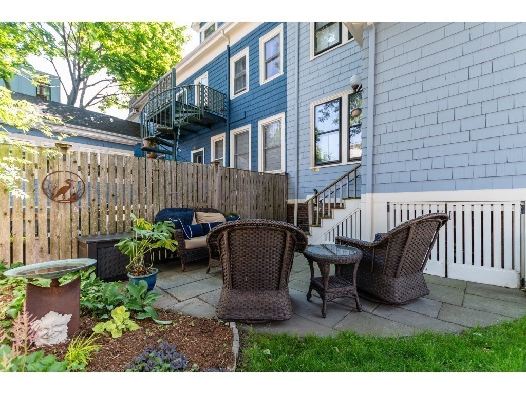 1 Gardner Road Cambridge, MA 02139 - Photo 34 of 39