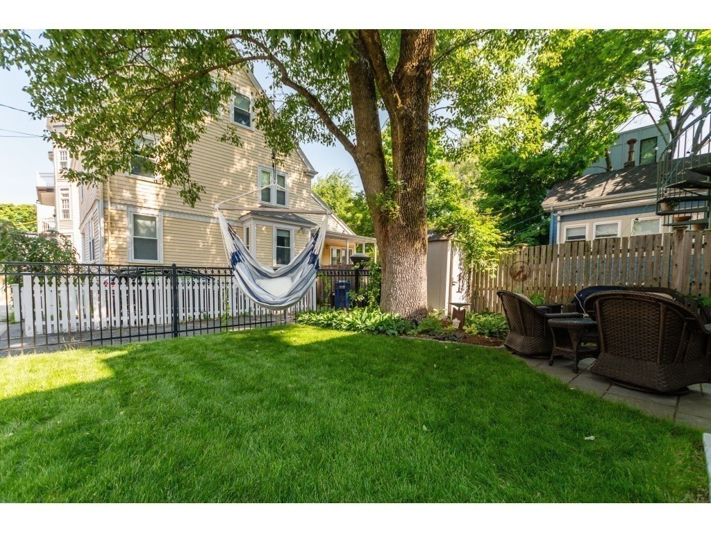 1 Gardner Road Cambridge, MA 02139 - Photo 36 of 39