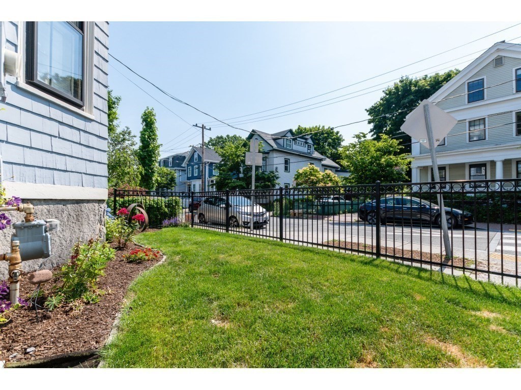 1 Gardner Road Cambridge, MA 02139 - Photo 38 of 39