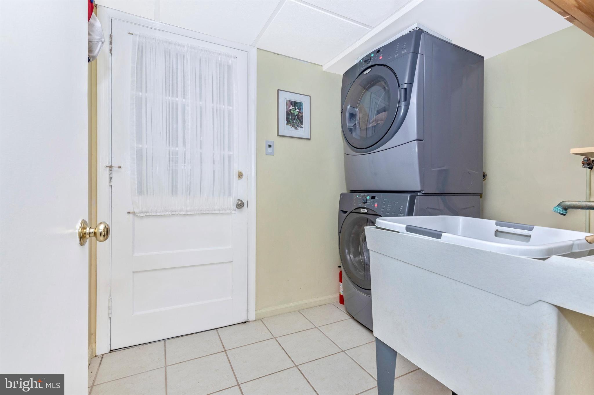 708 Blue Hill Road Wallingford, PA 19086 - Photo 20 of 61 Main Floor Laundry includes washer & dryer