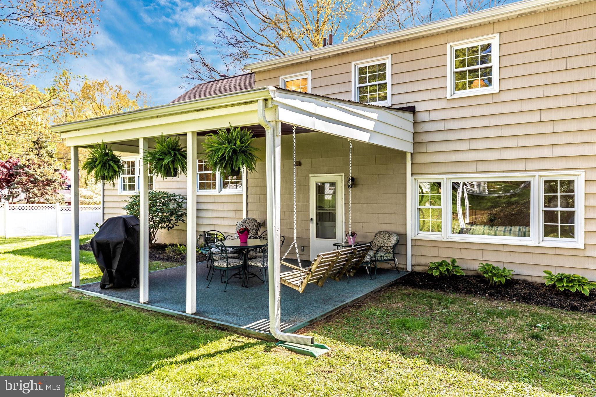708 Blue Hill Road Wallingford, PA 19086 - Photo 49 of 61 Relax and enjoy all summer!