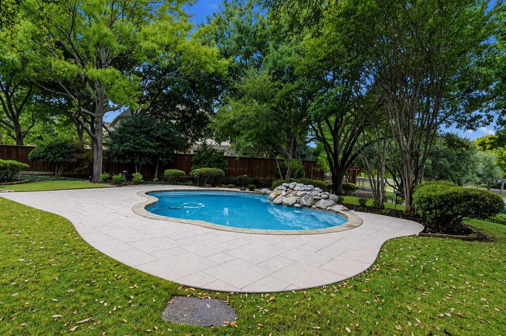 1006 South Wellington Point Road McKinney, TX 75072 - Photo 33 of 40