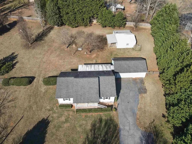 $289,900 | 521 Quail Creek Road, Inman, SC 29349