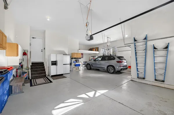 $1,995,000 | 33 Golden Eagle Lane, Littleton, CO 80127