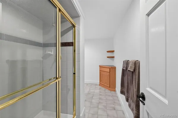 $1,995,000 | 33 Golden Eagle Lane, Littleton, CO 80127