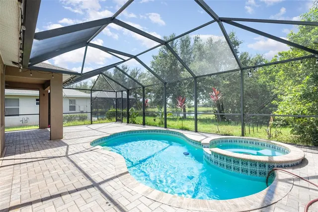 $485,000 | 11923 Forest Park Circle, Bradenton, FL 34211