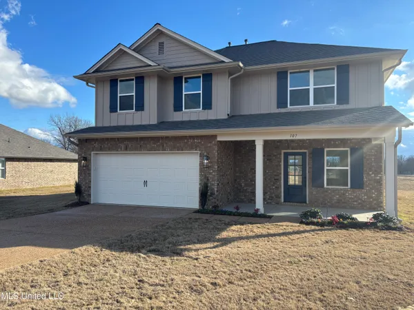 $334,900 | 107 Red Bird Cove, Senatobia, MS 38668