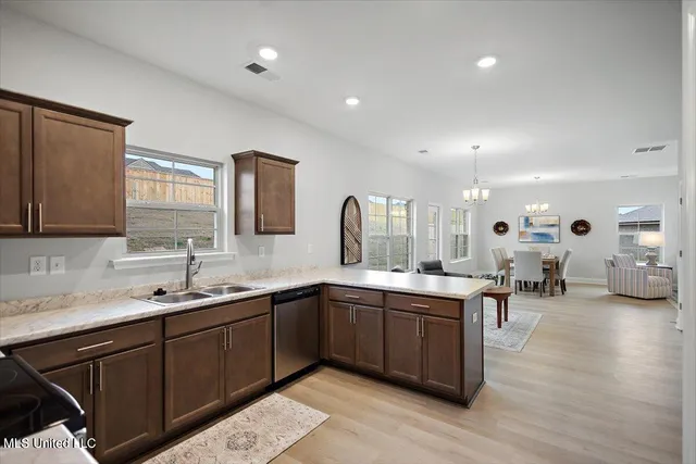 $334,900 | 107 Red Bird Cove, Batesville, MS 38606