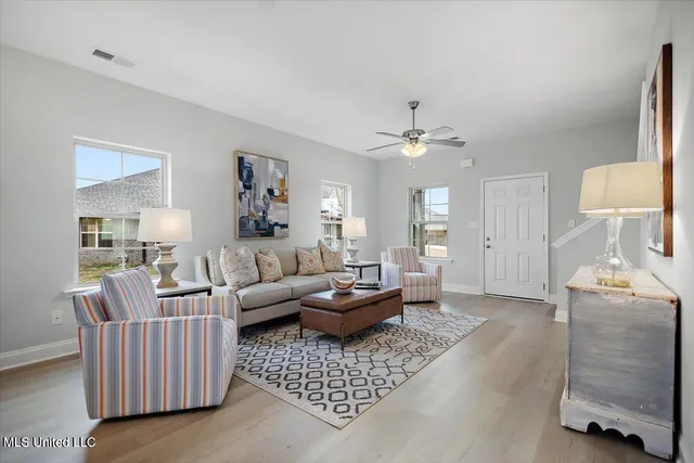 $334,900 | 107 Red Bird Cove, Batesville, MS 38606