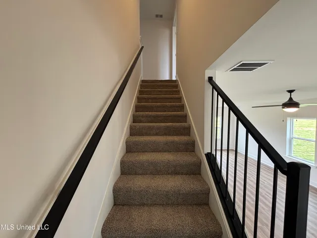 $334,900 | 107 Red Bird Cove, Batesville, MS 38606