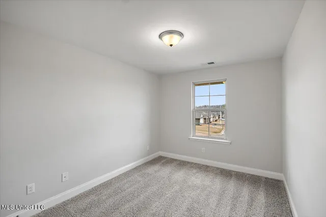 $334,900 | 107 Red Bird Cove, Batesville, MS 38606