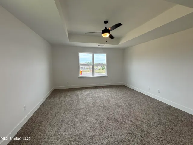 $334,900 | 107 Red Bird Cove, Batesville, MS 38606