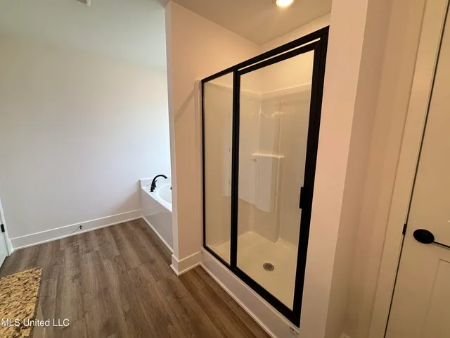 $334,900 | 107 Red Bird Cove, Batesville, MS 38606