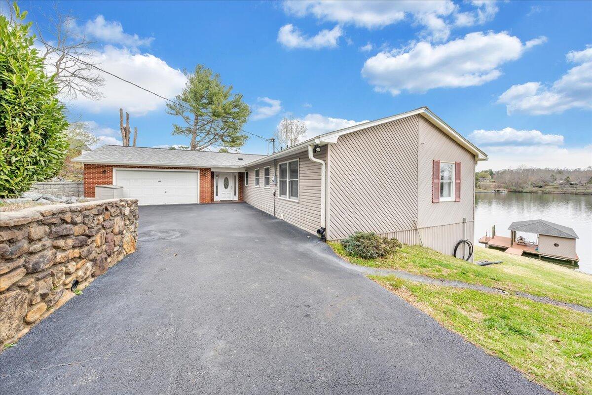 1417 Ellis Road Hardy, VA 24101 - Photo 51 of 69 51-MIB00766
