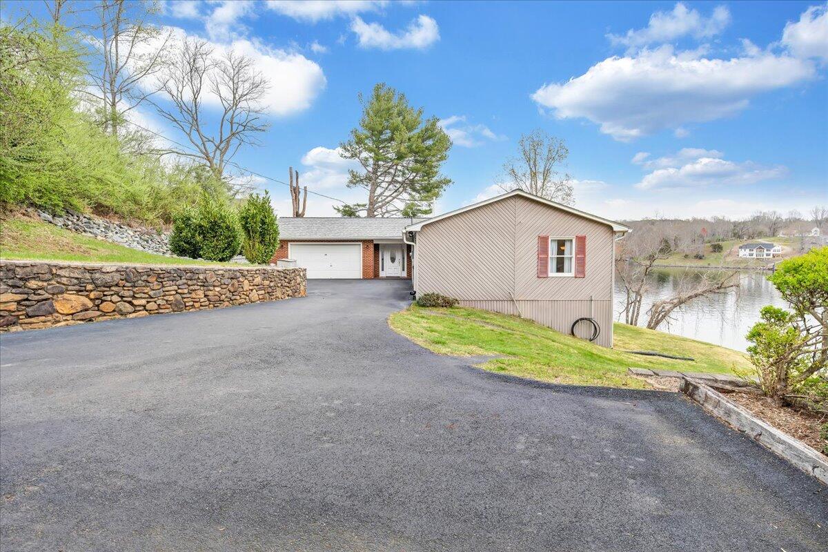 1417 Ellis Road Hardy, VA 24101 - Photo 53 of 69 54-MIB00775