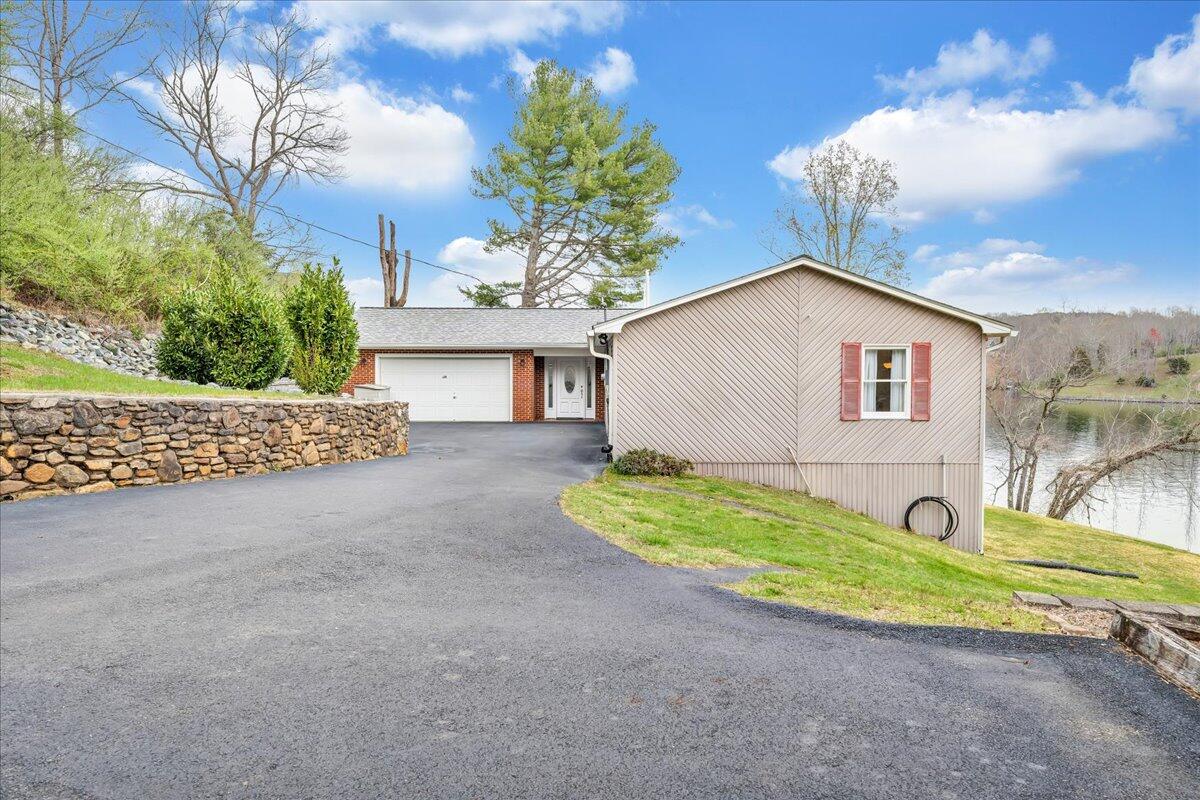 1417 Ellis Road Hardy, VA 24101 - Photo 54 of 69 55-MIB00778