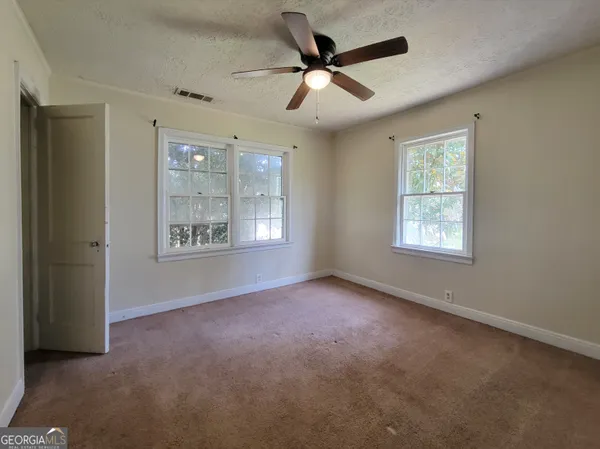 $1,295 | 1751 Atlanta Highway Southeast, Statham, GA 30666