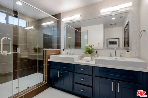 $2,197,000 | 6216 Primrose Avenue, Los Angeles, CA 90068