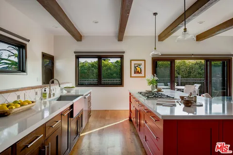 $2,197,000 | 6216 Primrose Avenue, Los Angeles, CA 90068