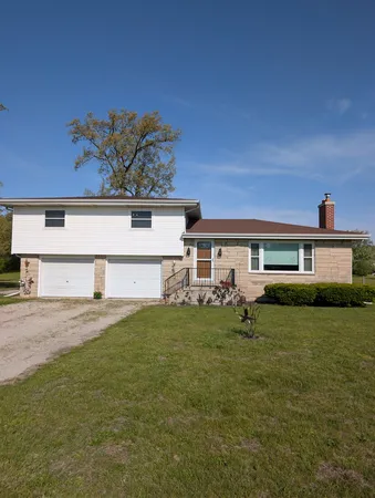 $478,500 | 34908 South State Route 129, Braceville, IL 60407