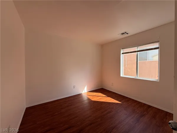 $2,100 | 10541 Kivas Court, Las Vegas, NV 89129