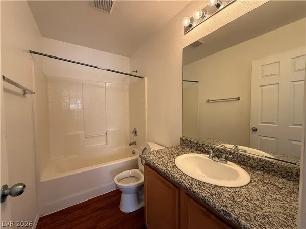 $2,100 | 10541 Kivas Court, Las Vegas, NV 89129