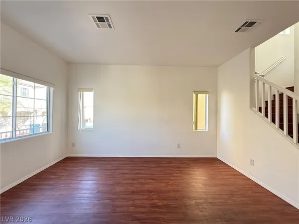 $2,100 | 10541 Kivas Court, Las Vegas, NV 89129