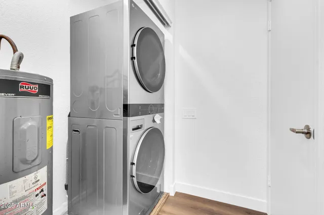 $293,000 | 2035 South Elm Street, Unit 226, Tempe, AZ 85282