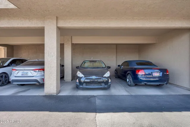 $293,000 | 2035 South Elm Street, Unit 226, Tempe, AZ 85282