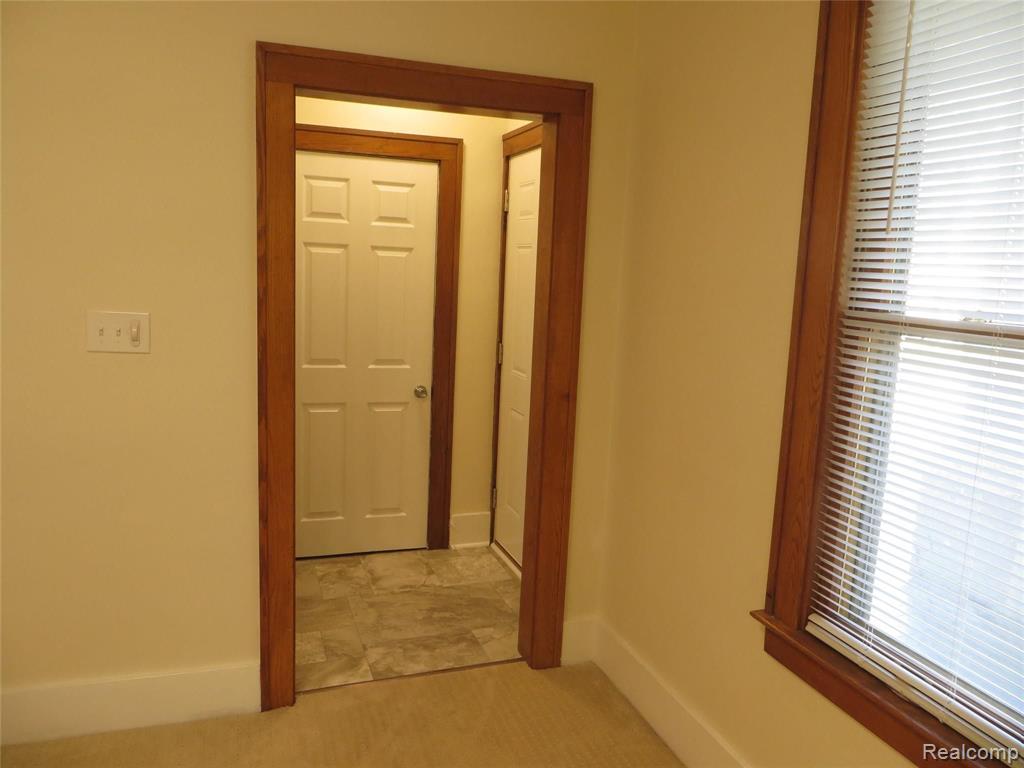 23053 Rausch Avenue Eastpointe, MI 48021 - Photo 36 of 53