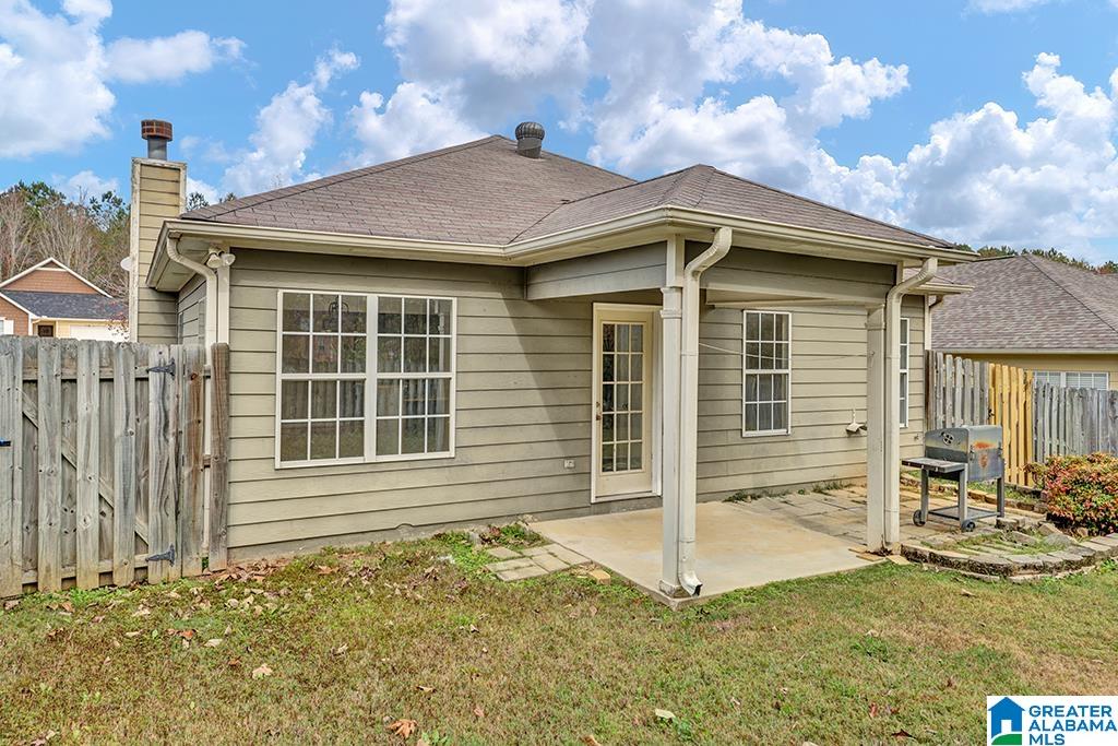 207 Carrington Lane Calera, AL 35040 - Photo 7 of 23