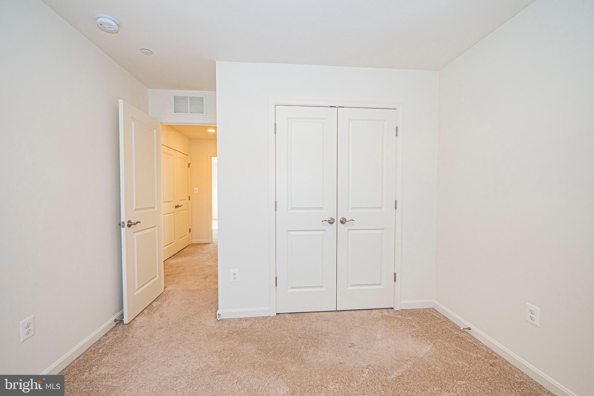 7315 Martin Farm Circle Rosedale, MD 21237 - Photo 32 of 46 a view of an empty room