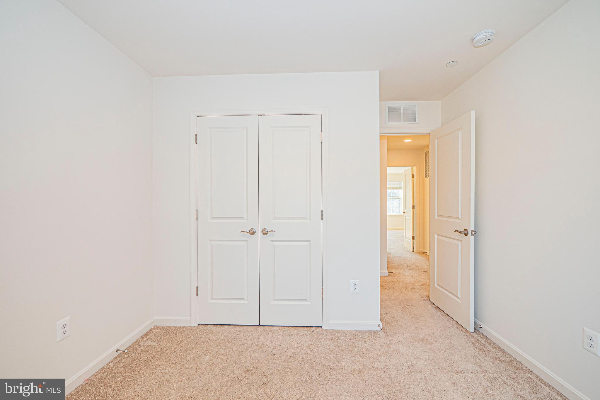 7315 Martin Farm Circle Rosedale, MD 21237 - Photo 34 of 46 a view of an empty room