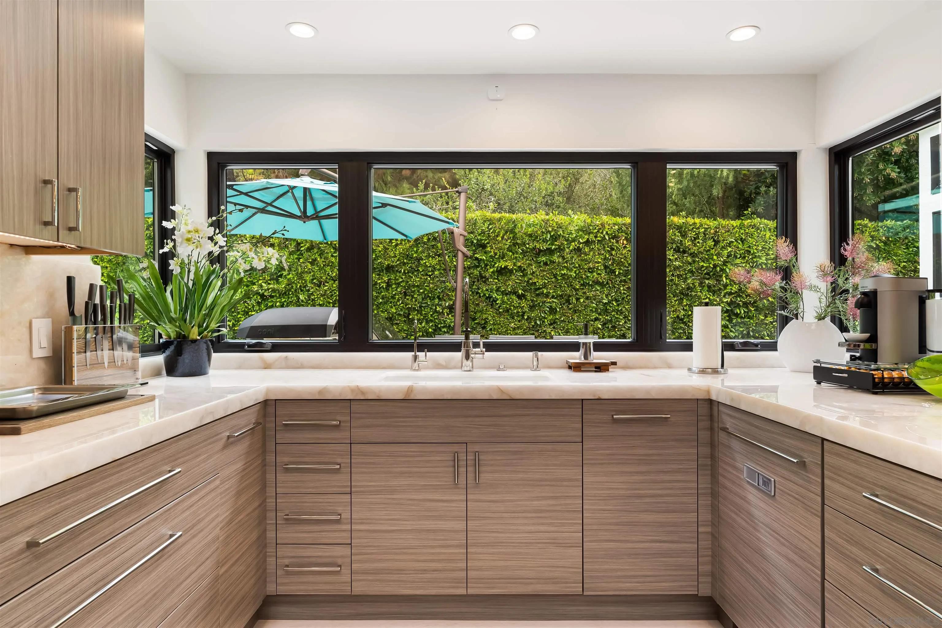 6887 Avenida Andorra La Jolla, CA 92037 - Photo 19 of 75