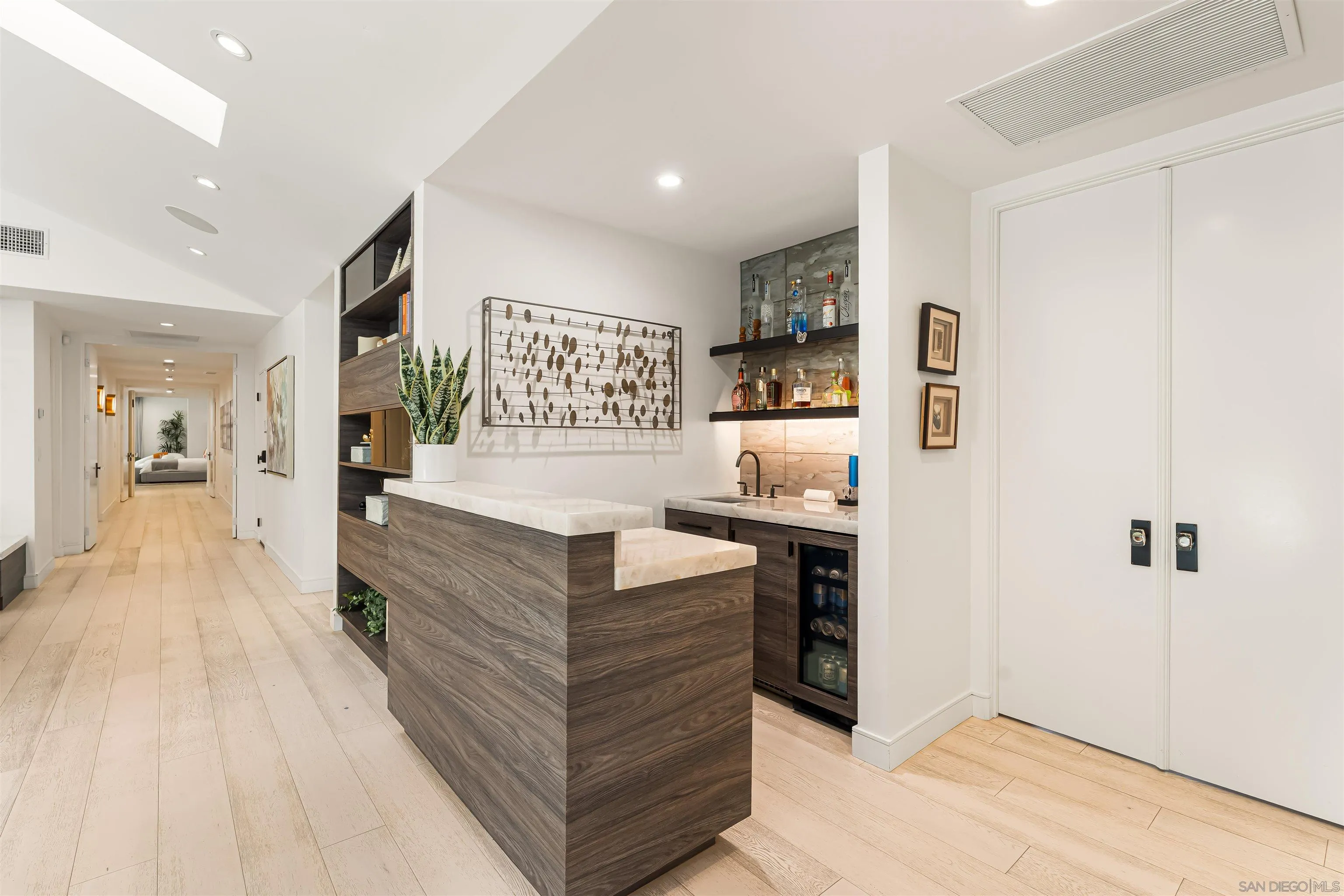 6887 Avenida Andorra La Jolla, CA 92037 - Photo 28 of 75