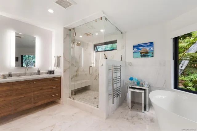 $6,995,000 | 6887 Avenida Andorra, La Jolla, CA 92037