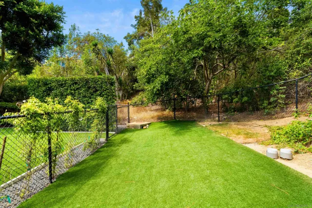 $6,995,000 | 6887 Avenida Andorra, La Jolla, CA 92037
