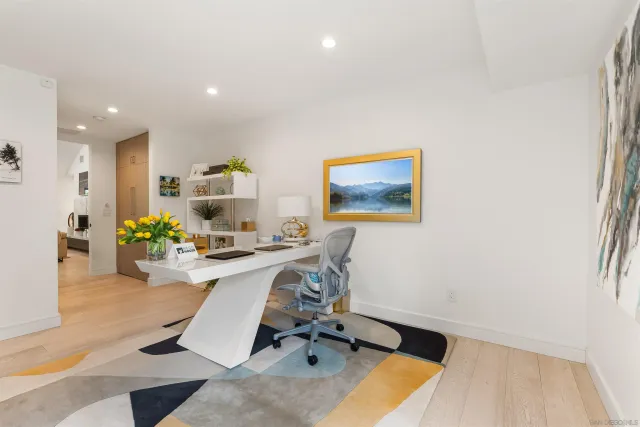 $6,995,000 | 6887 Avenida Andorra, La Jolla, CA 92037