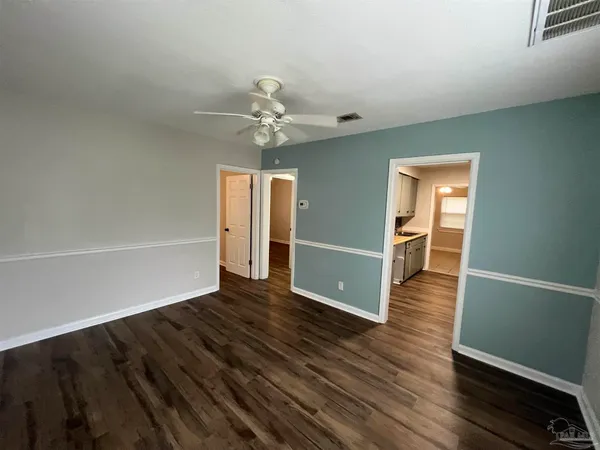 $1,325 | 45 West Carver Drive, Pensacola, FL 32507