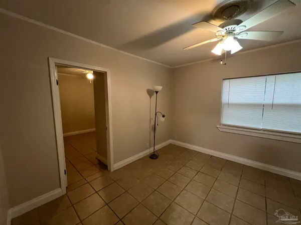 $1,325 | 45 West Carver Drive, Pensacola, FL 32507