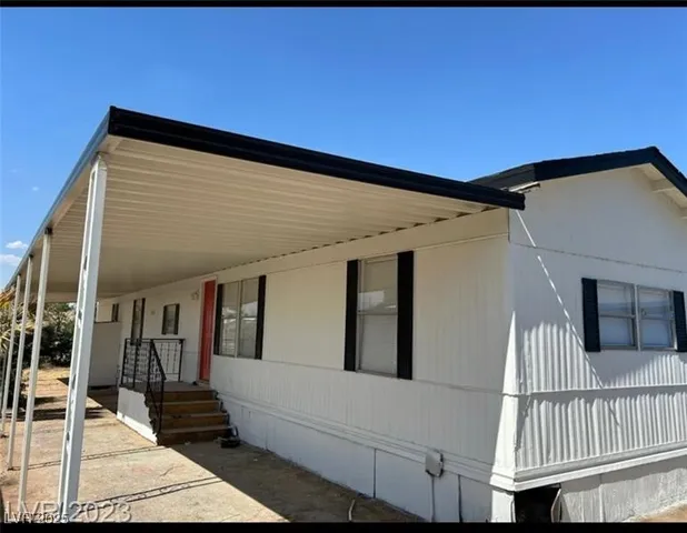 $1,295 | 430 West Cox Avenue, Overton, NV 89040
