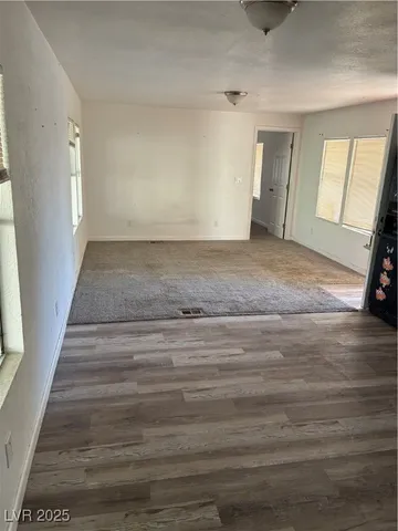 $1,295 | 430 West Cox Avenue, Overton, NV 89040